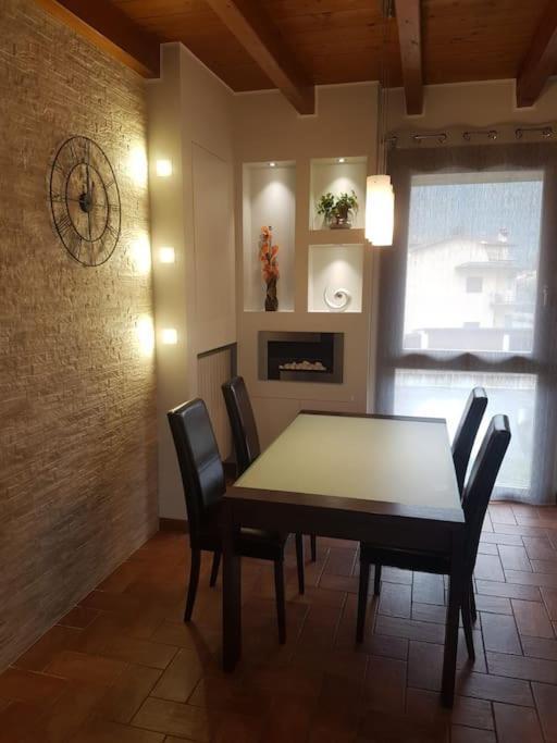 Copelia - Pool And Elegance Apartment Paratico Luaran gambar